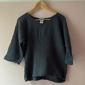 Prairie Underground Gauzy cotton Gray 3/4 Sleeve Blouse M